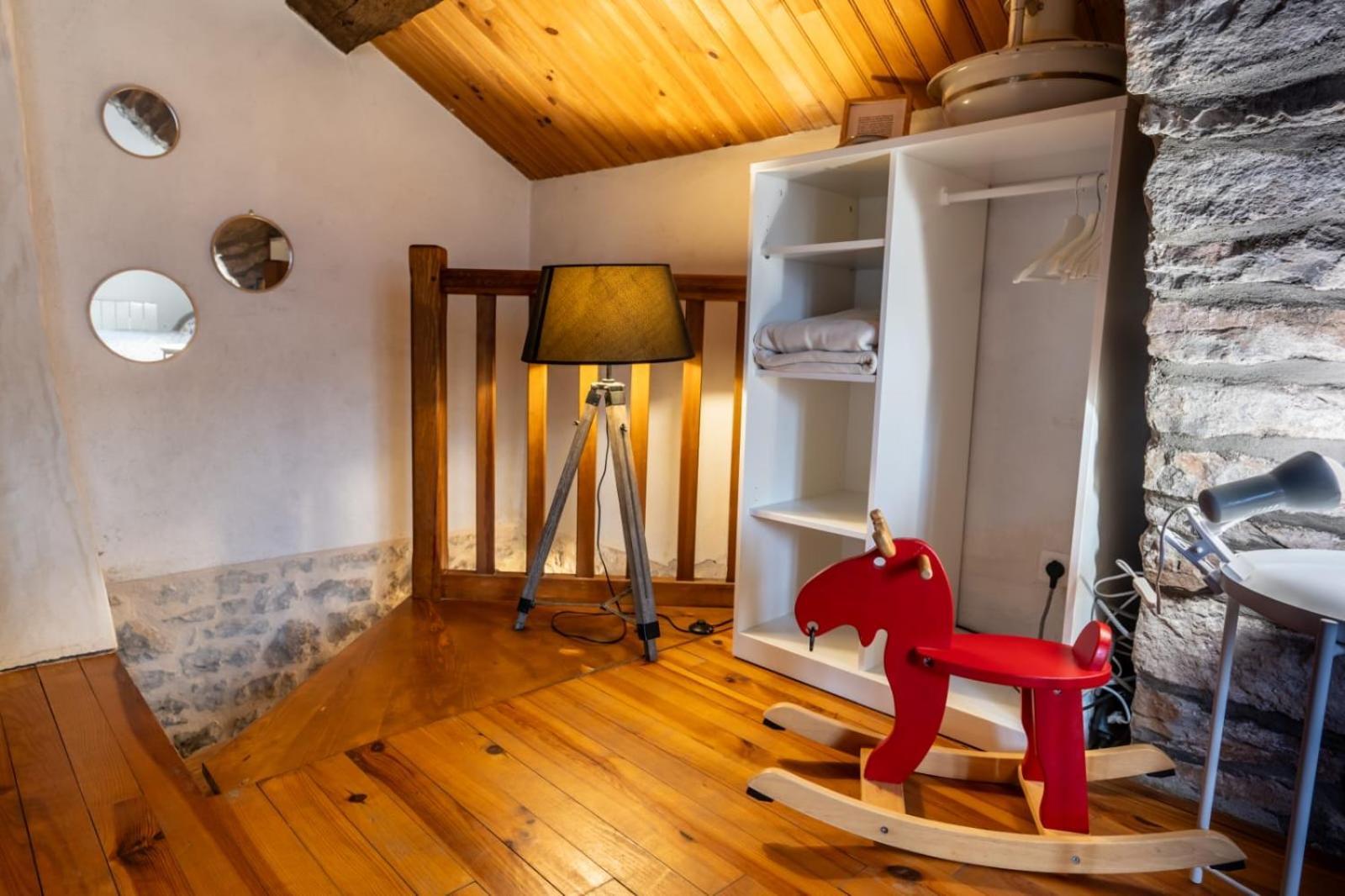 Maison De Village Au Coeur Des Remparts Sainte-Eulalie-de-Cernon Luaran gambar